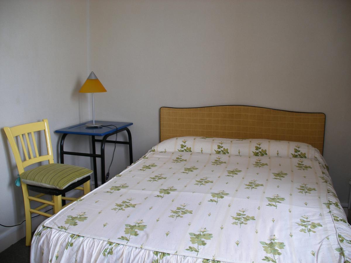 Hotel Modern Конкарно Екстер'єр фото